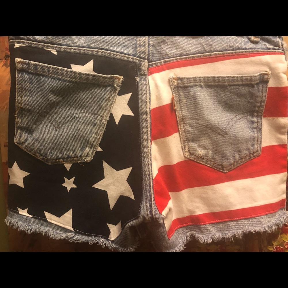 Vintage recycled Levi’s shorts sz 5